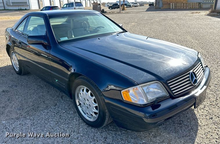 image for item IB9266 1996 Mercedes SL320
