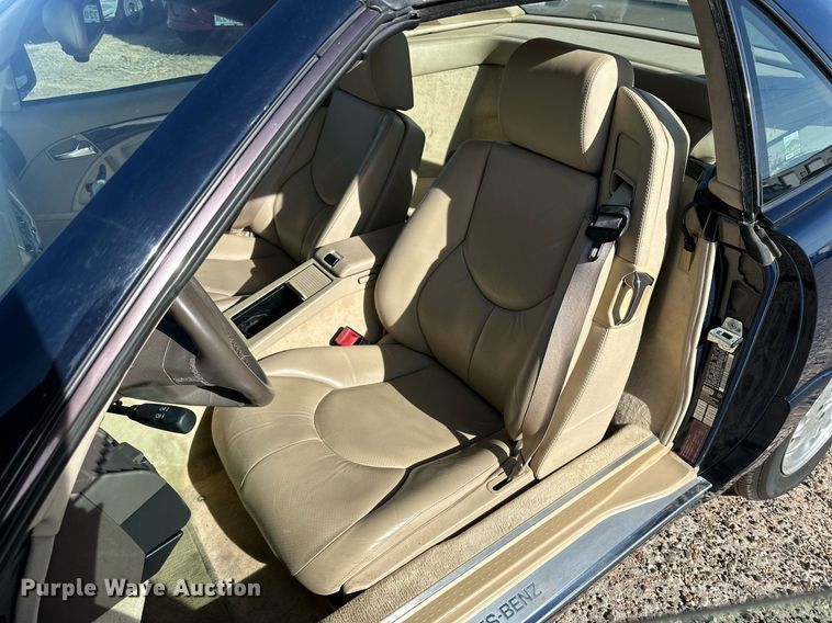 image for item IB9266 1996 Mercedes SL320