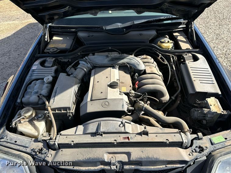 image for item IB9266 1996 Mercedes SL320