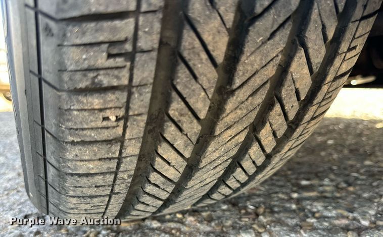 image for item IB9266 1996 Mercedes SL320