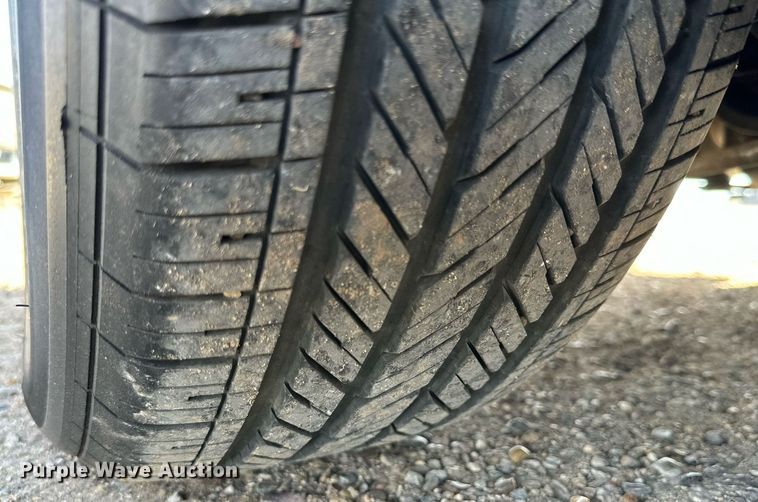 image for item IB9266 1996 Mercedes SL320