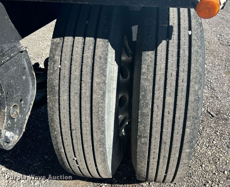 image for item KH9548 2007 Superior Trailers  tranfser trailer