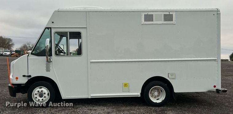 image for item KH9687 2017 Freightliner  MT45 refrigerated delivery truck 