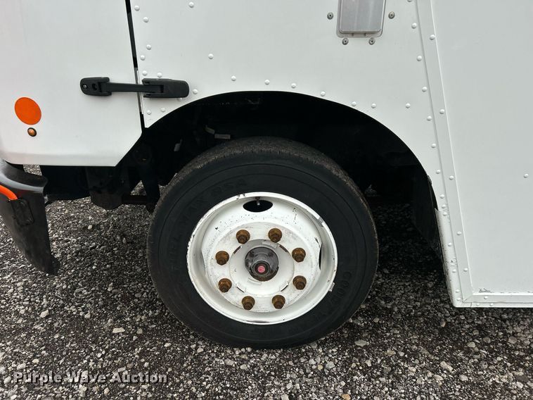 image for item KH9687 2017 Freightliner  MT45 refrigerated delivery truck 