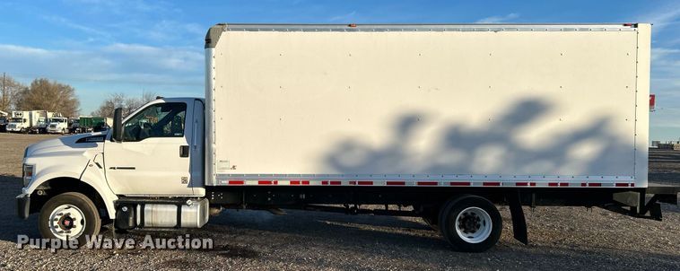image for item KH9691 2016 Ford F650  box truck