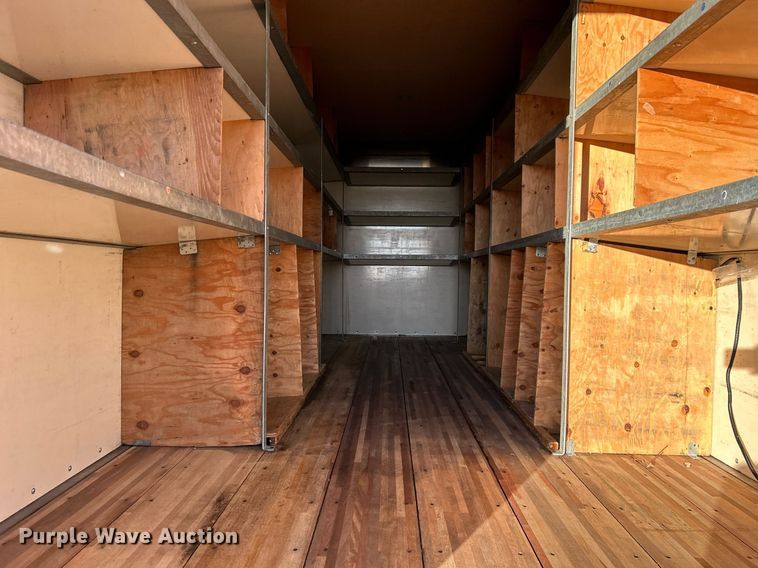 image for item KH9691 2016 Ford F650  box truck