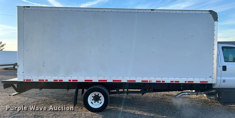 image for item KH9691 2016 Ford F650  box truck