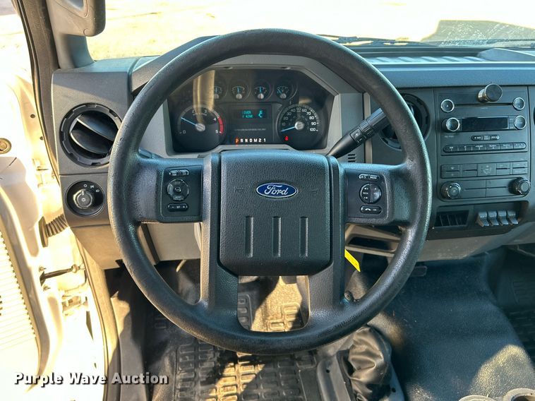 image for item KH9691 2016 Ford F650  box truck