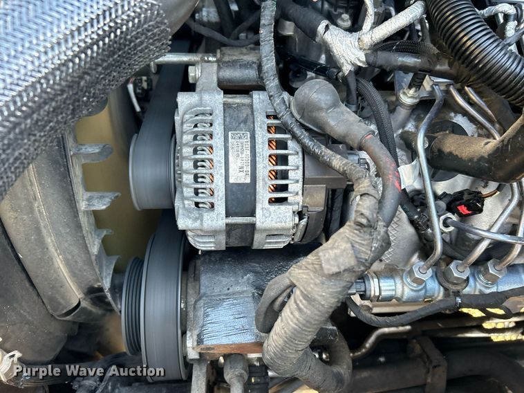 image for item KH9691 2016 Ford F650  box truck