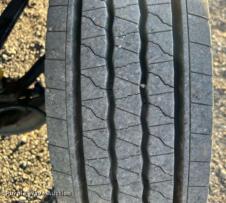 image for item KH9691 2016 Ford F650  box truck