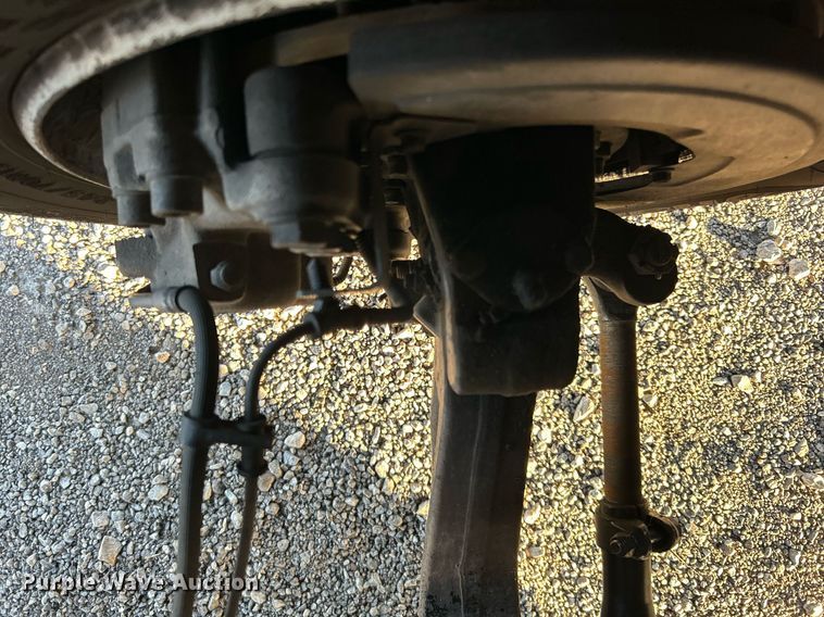 image for item KH9691 2016 Ford F650  box truck