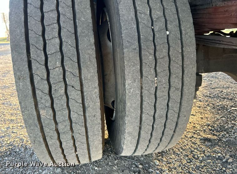 image for item KH9691 2016 Ford F650  box truck