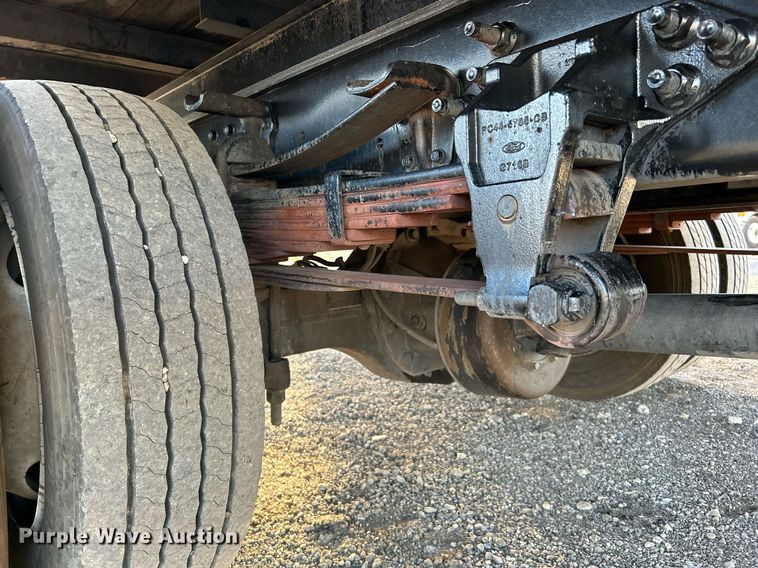 image for item KH9691 2016 Ford F650  box truck