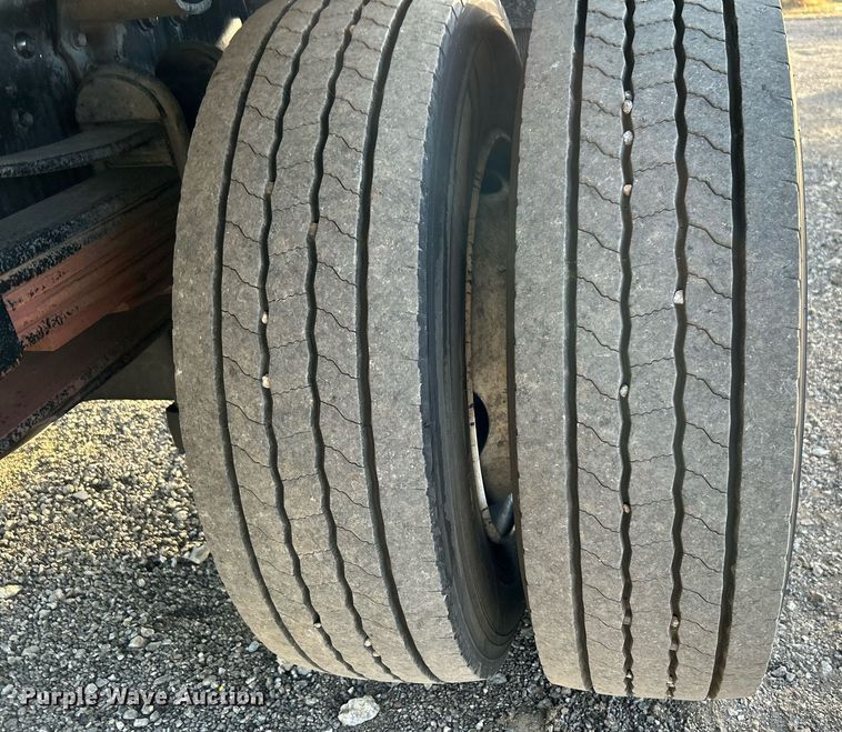 image for item KH9691 2016 Ford F650  box truck