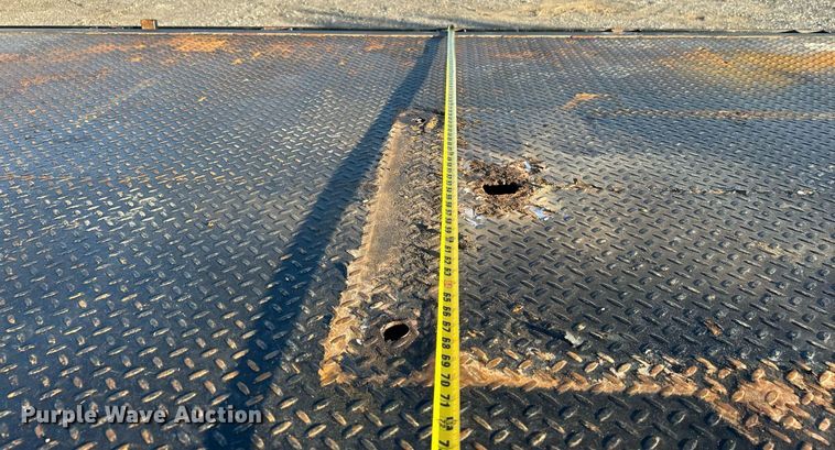 image for item KH9692 2006 Ford F750  flatbed truck