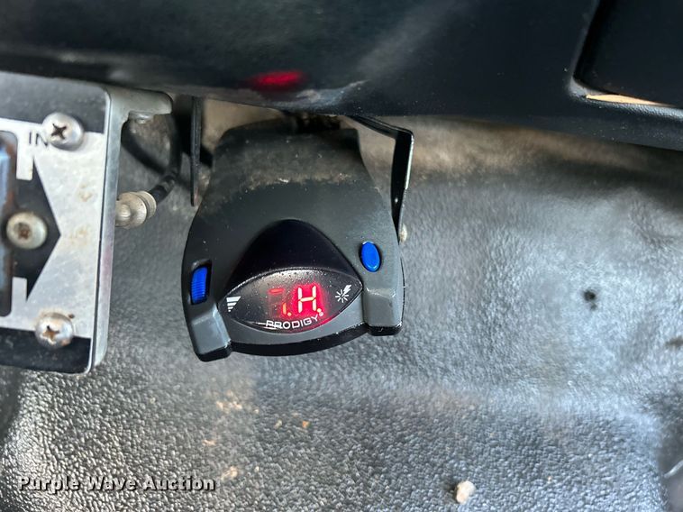 image for item KH9692 2006 Ford F750  flatbed truck