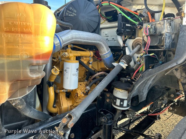 image for item KH9692 2006 Ford F750  flatbed truck