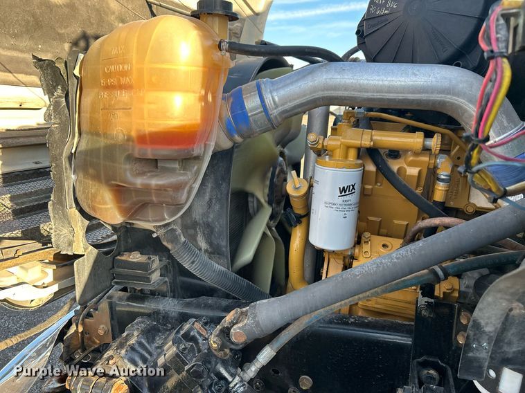 image for item KH9692 2006 Ford F750  flatbed truck