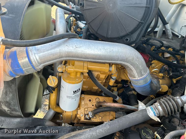 image for item KH9692 2006 Ford F750  flatbed truck