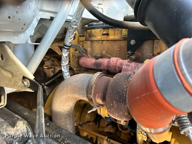 image for item KH9692 2006 Ford F750  flatbed truck