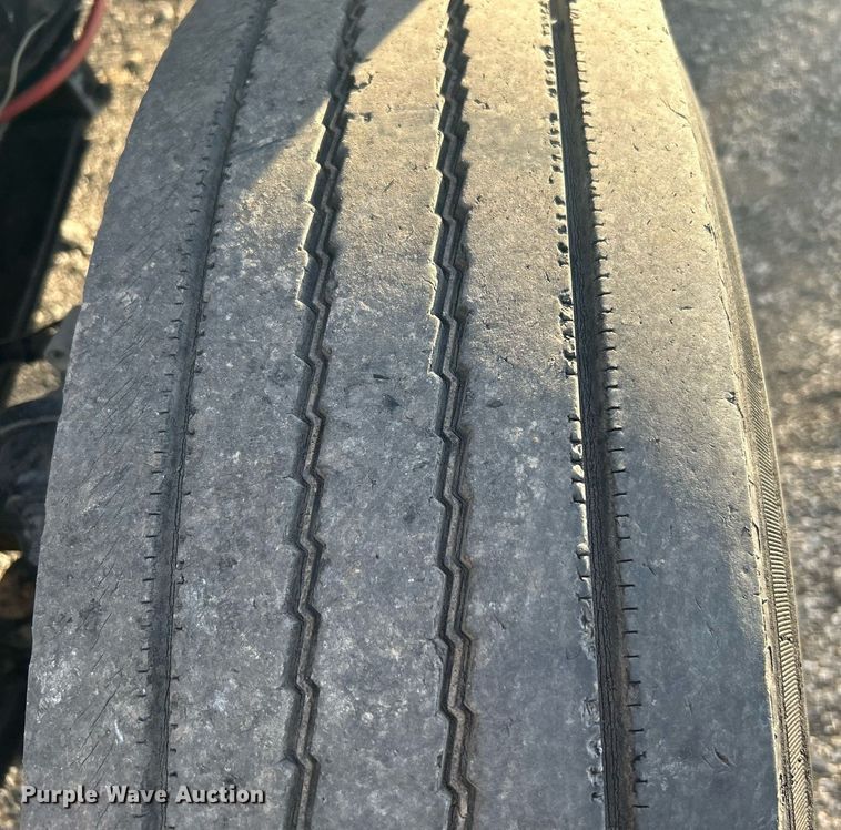 image for item KH9692 2006 Ford F750  flatbed truck