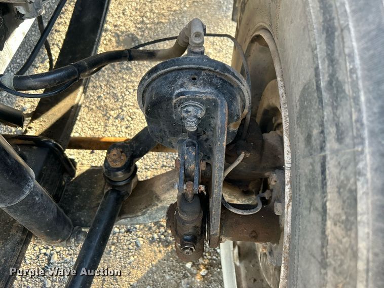 image for item KH9692 2006 Ford F750  flatbed truck