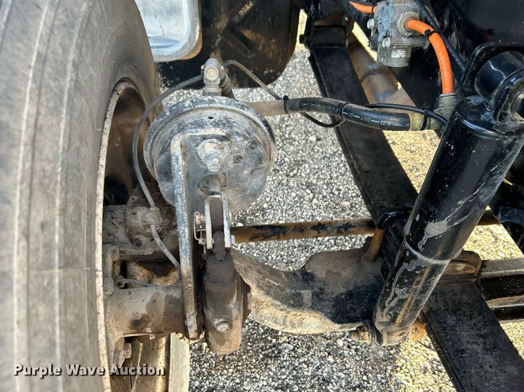 image for item KH9692 2006 Ford F750  flatbed truck