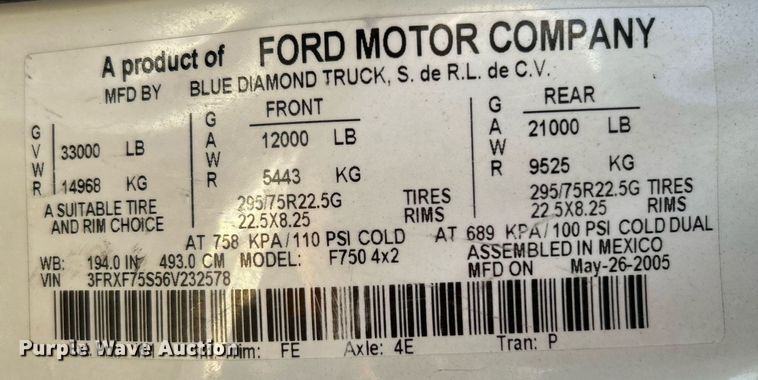 image for item KH9692 2006 Ford F750  flatbed truck