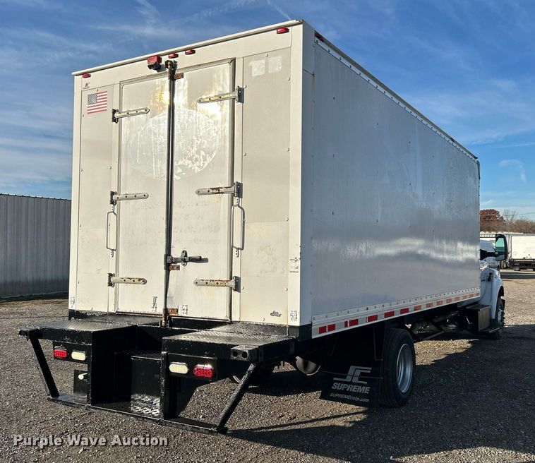image for item KH9694 2016 Ford F650  box truck