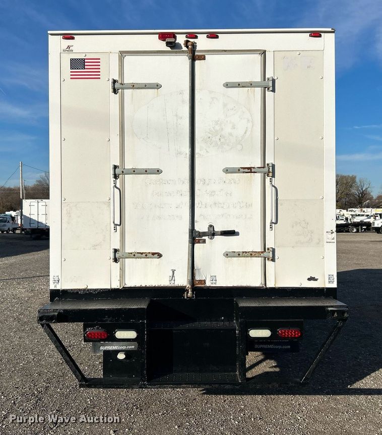 image for item KH9694 2016 Ford F650  box truck