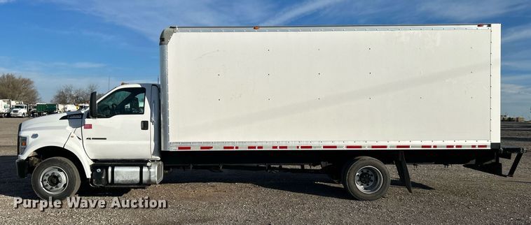 image for item KH9694 2016 Ford F650  box truck