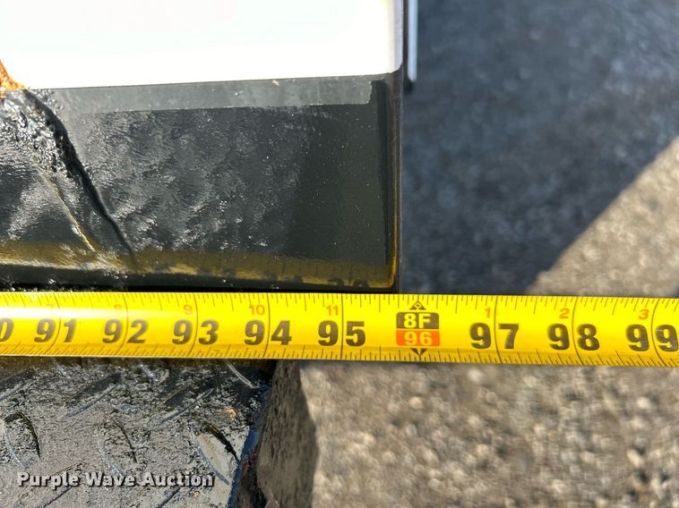 image for item KH9694 2016 Ford F650  box truck