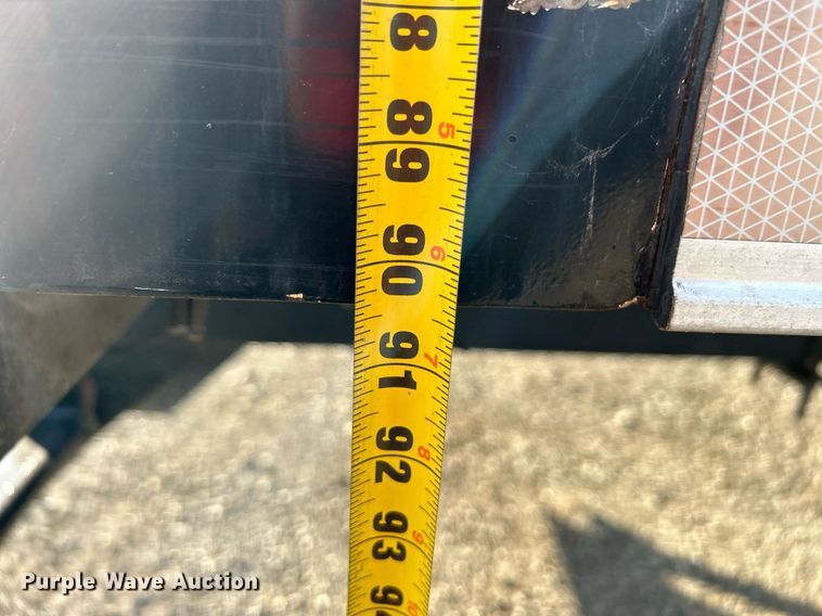 image for item KH9694 2016 Ford F650  box truck