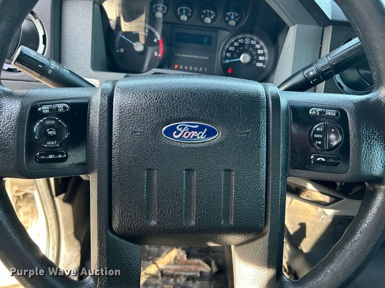 image for item KH9694 2016 Ford F650  box truck