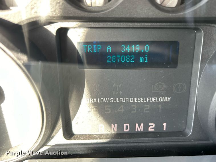 image for item KH9694 2016 Ford F650  box truck