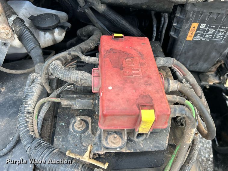 image for item KH9694 2016 Ford F650  box truck