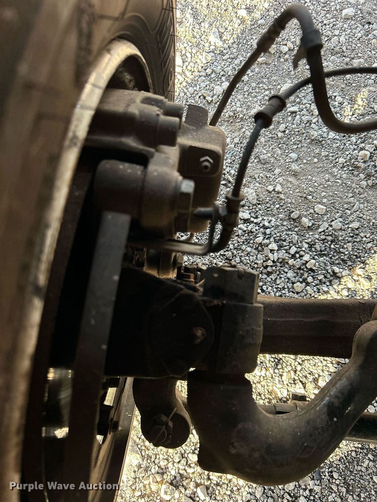 image for item KH9694 2016 Ford F650  box truck