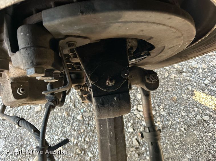 image for item KH9694 2016 Ford F650  box truck