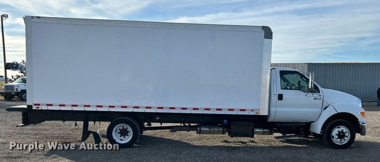 image for item KH9695 2013 Ford F650  box truck