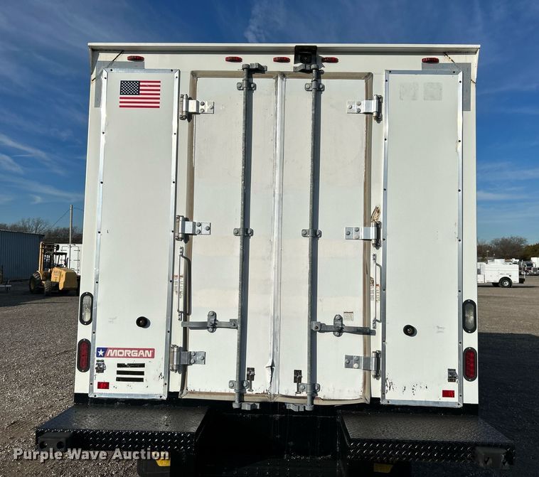image for item KH9695 2013 Ford F650  box truck