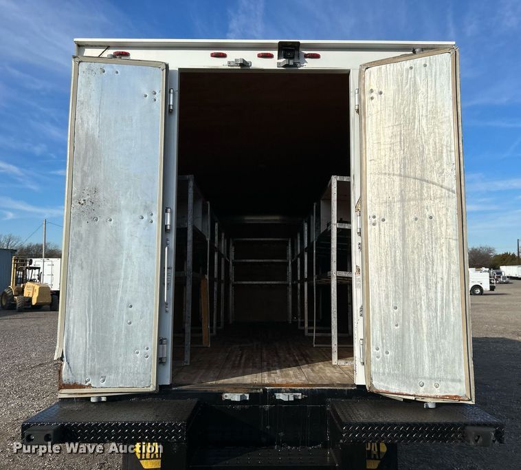 image for item KH9695 2013 Ford F650  box truck