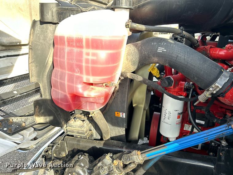 image for item KH9695 2013 Ford F650  box truck