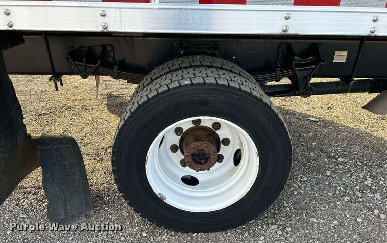 image for item KH9695 2013 Ford F650  box truck