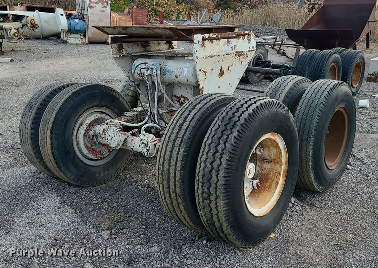 image for item LJ9335 Trailer axle