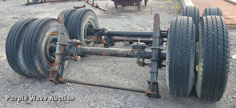 image for item LJ9337 (2) trailer axles