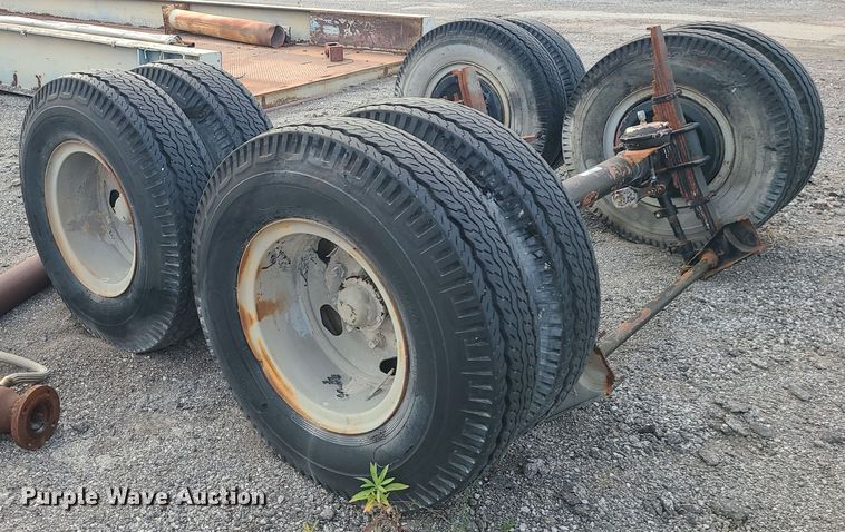 image for item LJ9337 (2) trailer axles