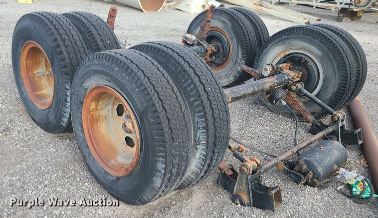 image for item LJ9337 (2) trailer axles
