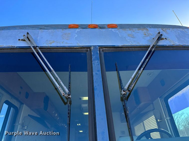 image for item LK9661 1995 Safari Sahara Edition RV