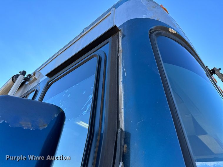 image for item LK9661 1995 Safari Sahara Edition RV