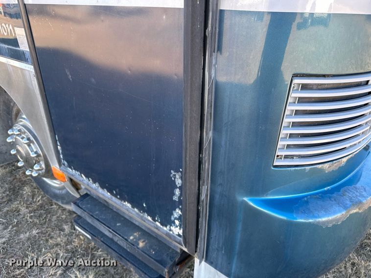 image for item LK9661 1995 Safari Sahara Edition RV